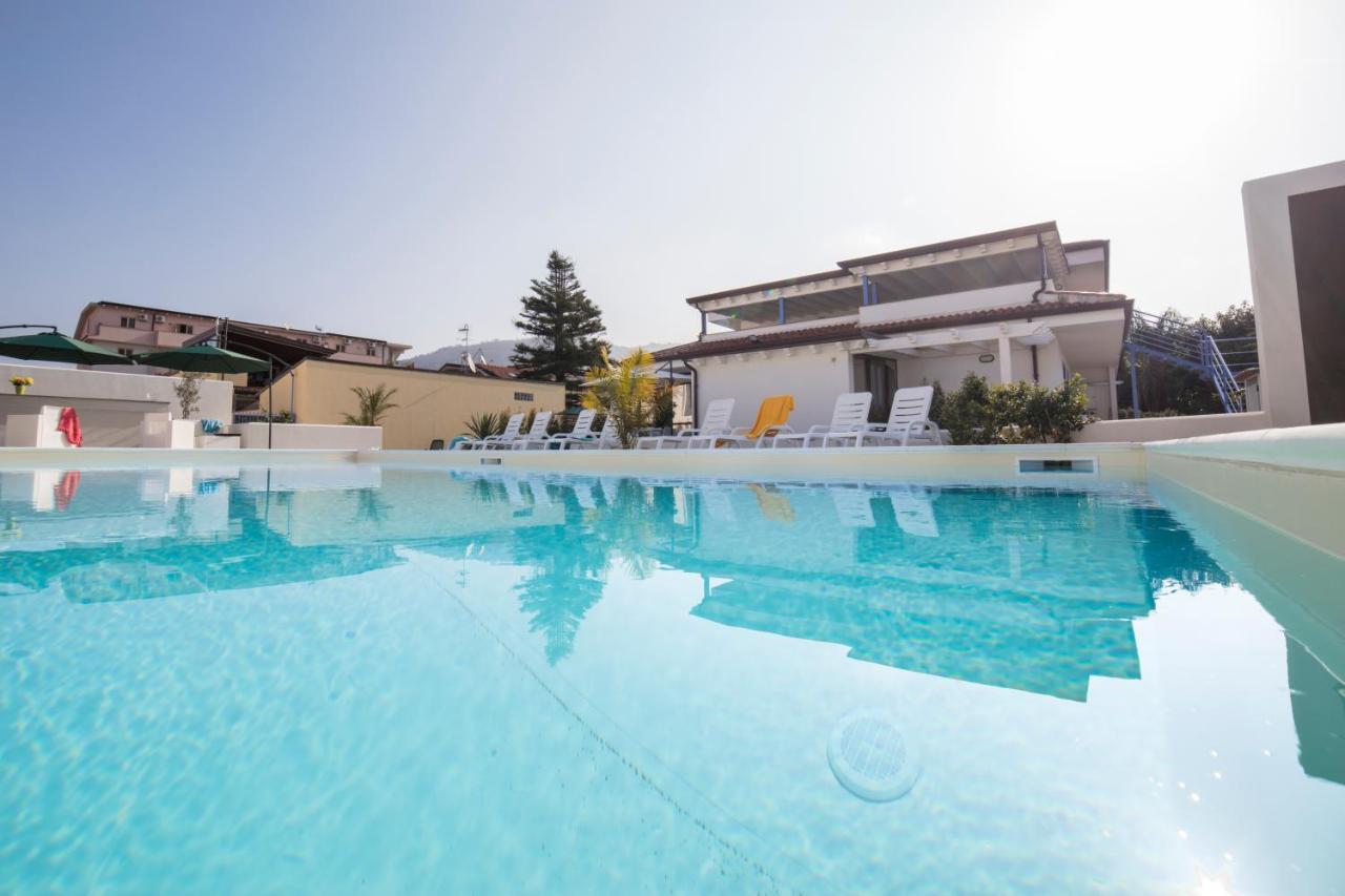 Villa Concettina Capo dʼOrlando Buitenkant foto